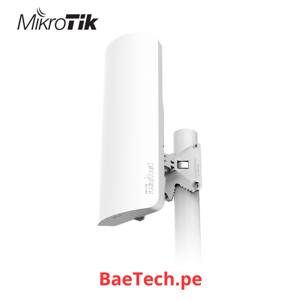 MIKROYIK RBD22UGS-5HPACD2HND-15S  Estación base de doble banda de 2,4/5 GHz con una potente antena sectorial integrada, compatibilidad con PoE, Gigabit Ethernet y SFP.